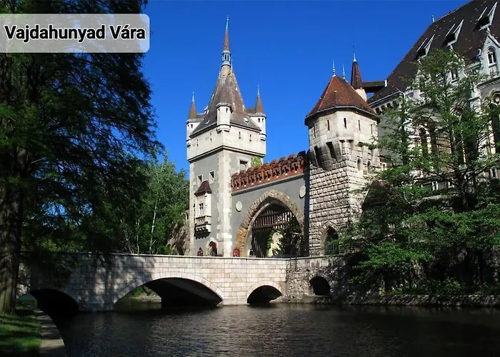 Marta&geza Premium In The Center Of With Free Parking Apartament