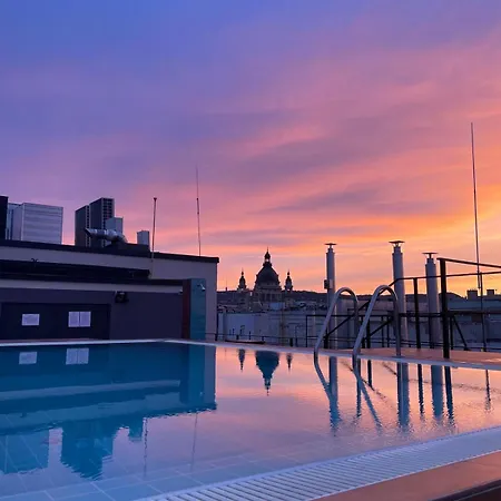 Royal In The Center With Free Parking! * Budapest