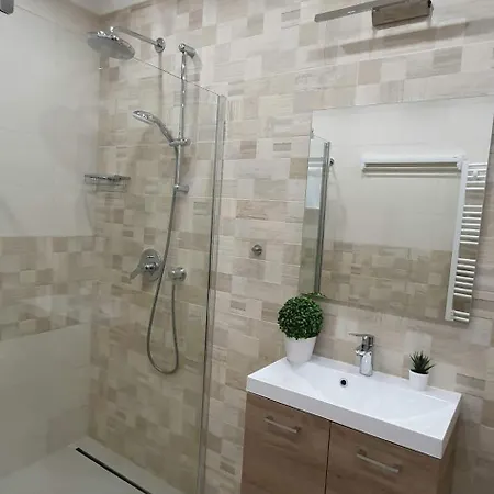 Royal In The Center With Free Parking! Apartment Budapest