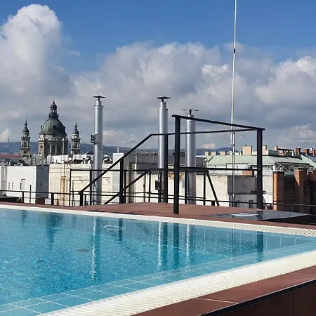 Lejlighed Royal In The Center With Free Parking! *